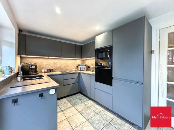 Images for Farnham Drive, Irlam, M44 EAID:3405264228 BID:2714ea13-4875-41c2-9250-130c9b5cb2ff