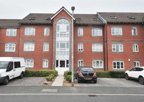 Images for Dean Road, Cadishead, M44 EAID:3405264228 BID:2714ea13-4875-41c2-9250-130c9b5cb2ff