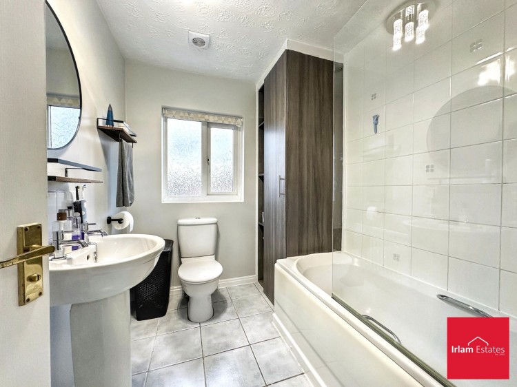 Images for Rixtonleys Drive, Irlam, M44 EAID:3405264228 BID:2714ea13-4875-41c2-9250-130c9b5cb2ff