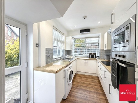 Images for Windsor Avenue, Irlam, M44 EAID:3405264228 BID:2714ea13-4875-41c2-9250-130c9b5cb2ff