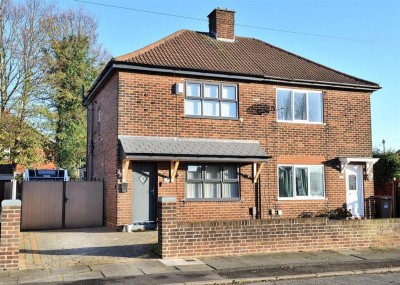 Warwick Road, Cadishead, M44 - EAID:3405264228, BID:2714ea13-4875-41c2-9250-130c9b5cb2ff