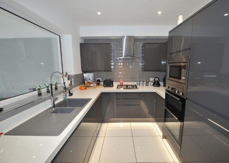 Images for Warwick Road, Cadishead, M44 EAID:3405264228 BID:2714ea13-4875-41c2-9250-130c9b5cb2ff