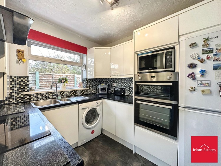 Images for Thames Road, Culcheth, WA3 EAID:3405264228 BID:2714ea13-4875-41c2-9250-130c9b5cb2ff