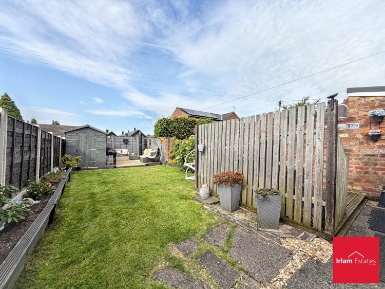 Images for Victoria Road, Irlam, M44 EAID:3405264228 BID:2714ea13-4875-41c2-9250-130c9b5cb2ff