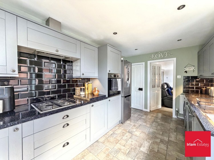 Images for Victoria Road, Irlam, M44 EAID:3405264228 BID:2714ea13-4875-41c2-9250-130c9b5cb2ff