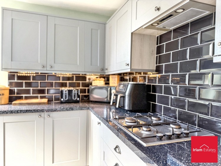 Images for Victoria Road, Irlam, M44 EAID:3405264228 BID:2714ea13-4875-41c2-9250-130c9b5cb2ff