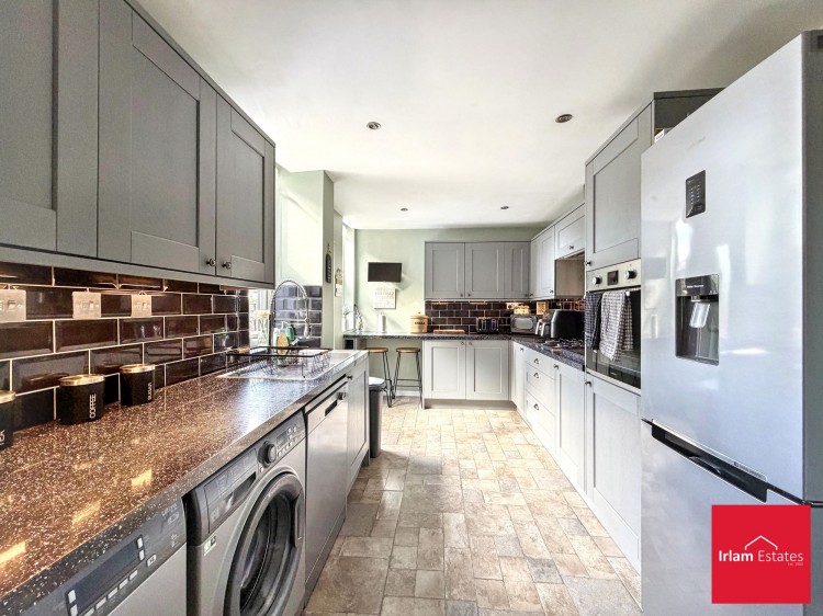 Images for Victoria Road, Irlam, M44 EAID:3405264228 BID:2714ea13-4875-41c2-9250-130c9b5cb2ff