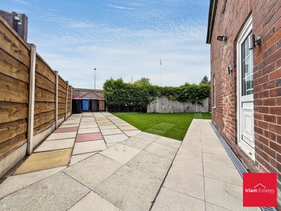 Images for Ferryhill Road, Irlam, M44 EAID:3405264228 BID:2714ea13-4875-41c2-9250-130c9b5cb2ff