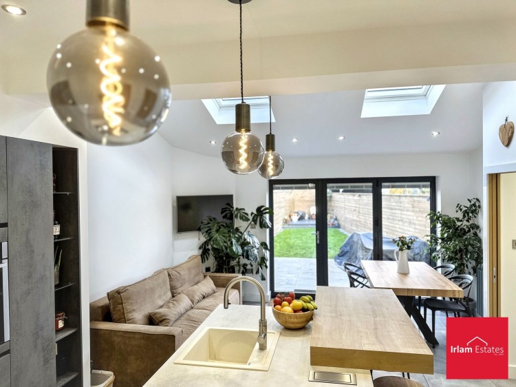 Images for Warwick Road, Cadishead, M44 EAID:3405264228 BID:2714ea13-4875-41c2-9250-130c9b5cb2ff