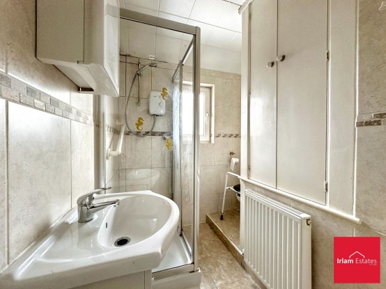 Images for Francis Road, Irlam, M44 EAID:3405264228 BID:2714ea13-4875-41c2-9250-130c9b5cb2ff