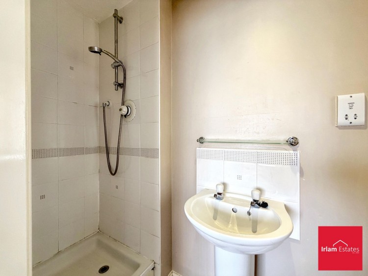 Images for Rixtonleys Drive, Irlam, M44 EAID:3405264228 BID:2714ea13-4875-41c2-9250-130c9b5cb2ff
