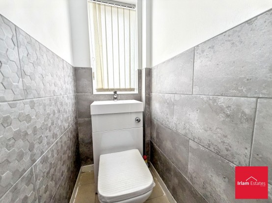 Images for The Crescent, Irlam, M44 EAID:3405264228 BID:2714ea13-4875-41c2-9250-130c9b5cb2ff