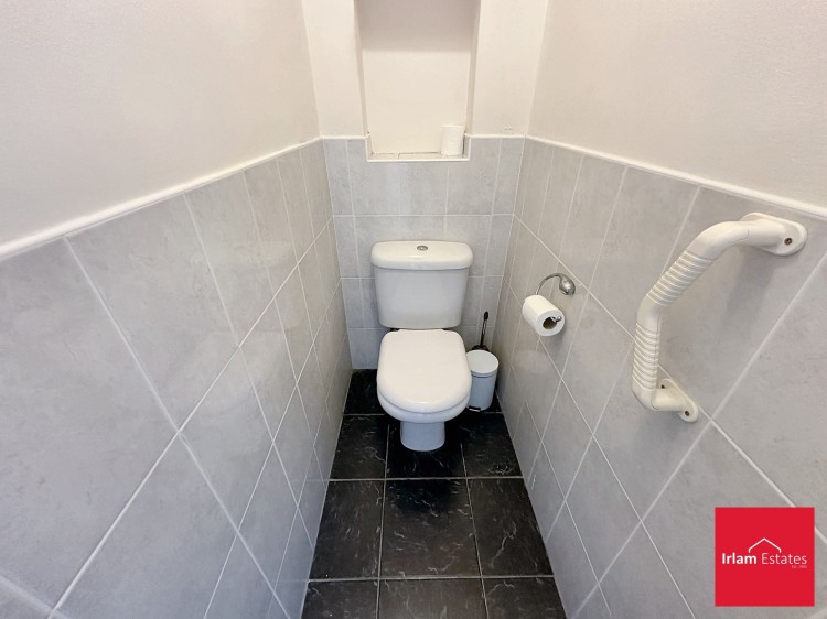 Images for St. Johns Road, Wilmslow, SK9 EAID:3405264228 BID:2714ea13-4875-41c2-9250-130c9b5cb2ff