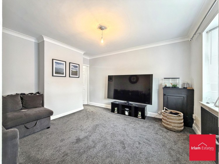 Images for Eldon Road, Irlam, M44 EAID:3405264228 BID:2714ea13-4875-41c2-9250-130c9b5cb2ff