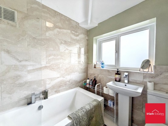 Images for Eldon Road, Irlam, M44 EAID:3405264228 BID:2714ea13-4875-41c2-9250-130c9b5cb2ff