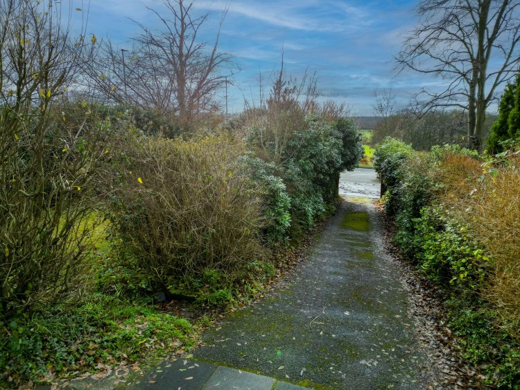 Images for Leigh Road, Worsley, M28 EAID:3405264228 BID:2714ea13-4875-41c2-9250-130c9b5cb2ff