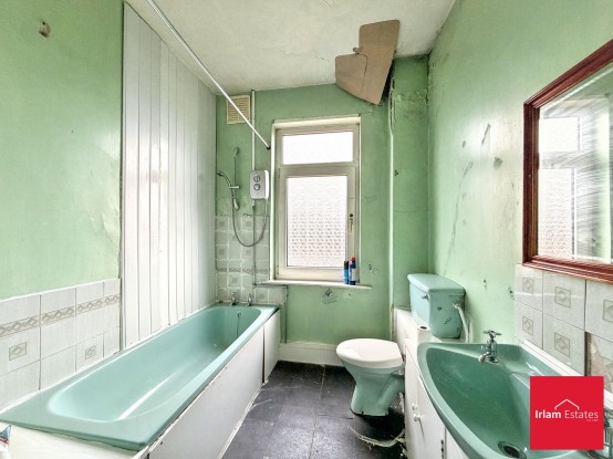 Images for Dean Road, Cadishead, M44 EAID:3405264228 BID:2714ea13-4875-41c2-9250-130c9b5cb2ff