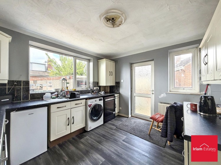 Images for Sunningdale Drive, Irlam, M44 EAID:3405264228 BID:2714ea13-4875-41c2-9250-130c9b5cb2ff