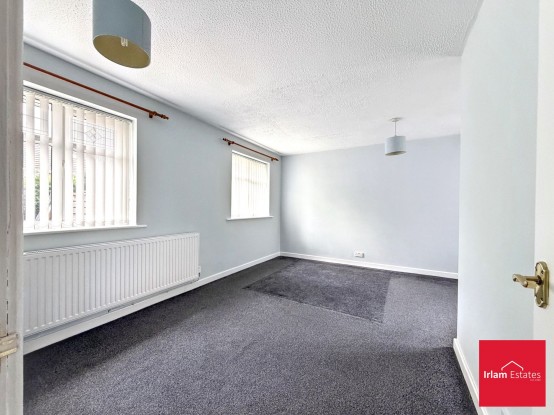Images for Old River Close, Irlam, M44 EAID:3405264228 BID:2714ea13-4875-41c2-9250-130c9b5cb2ff