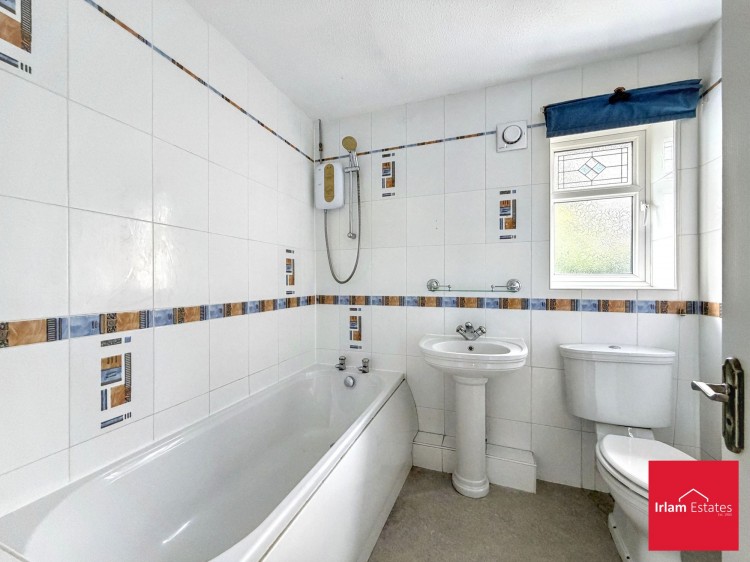 Images for Old River Close, Irlam, M44 EAID:3405264228 BID:2714ea13-4875-41c2-9250-130c9b5cb2ff