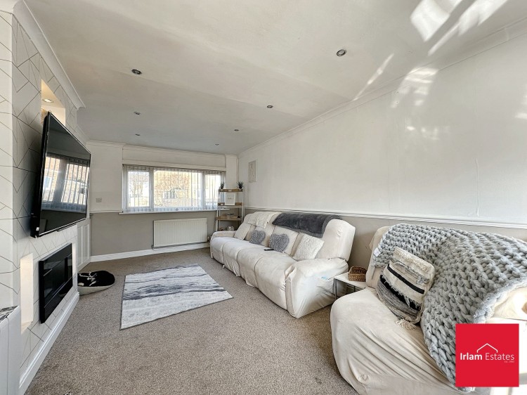 Images for Dunlin Drive, Irlam, M44 EAID:3405264228 BID:2714ea13-4875-41c2-9250-130c9b5cb2ff