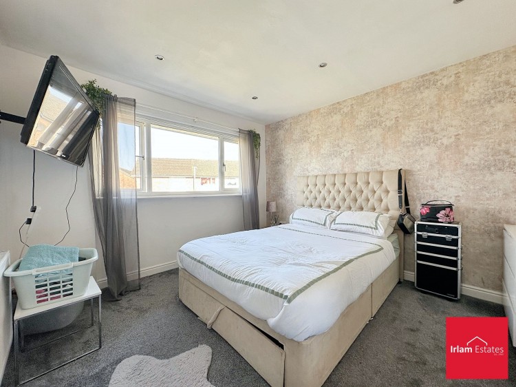 Images for Dunlin Drive, Irlam, M44 EAID:3405264228 BID:2714ea13-4875-41c2-9250-130c9b5cb2ff