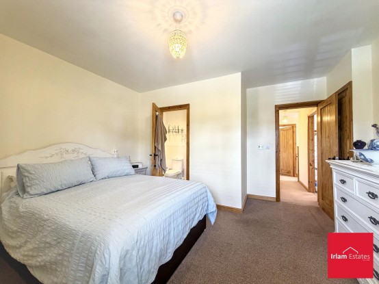Images for Glazebrook Lane, Glazebrook, WA3 EAID:3405264228 BID:2714ea13-4875-41c2-9250-130c9b5cb2ff