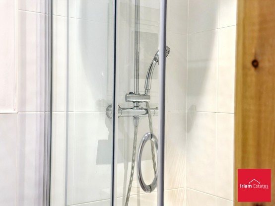 Images for Glazebrook Lane, Glazebrook, WA3 EAID:3405264228 BID:2714ea13-4875-41c2-9250-130c9b5cb2ff