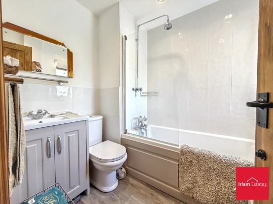 Images for Glazebrook Lane, Glazebrook, WA3 EAID:3405264228 BID:2714ea13-4875-41c2-9250-130c9b5cb2ff