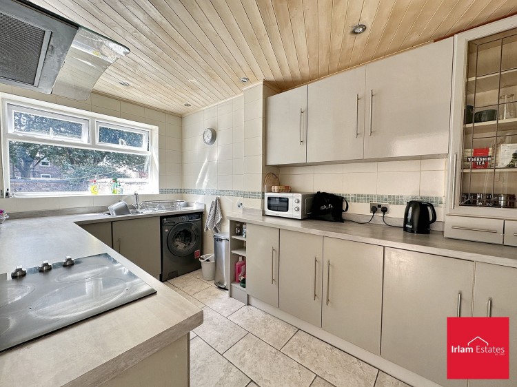 Images for New Lane, Eccles, M30 EAID:3405264228 BID:2714ea13-4875-41c2-9250-130c9b5cb2ff