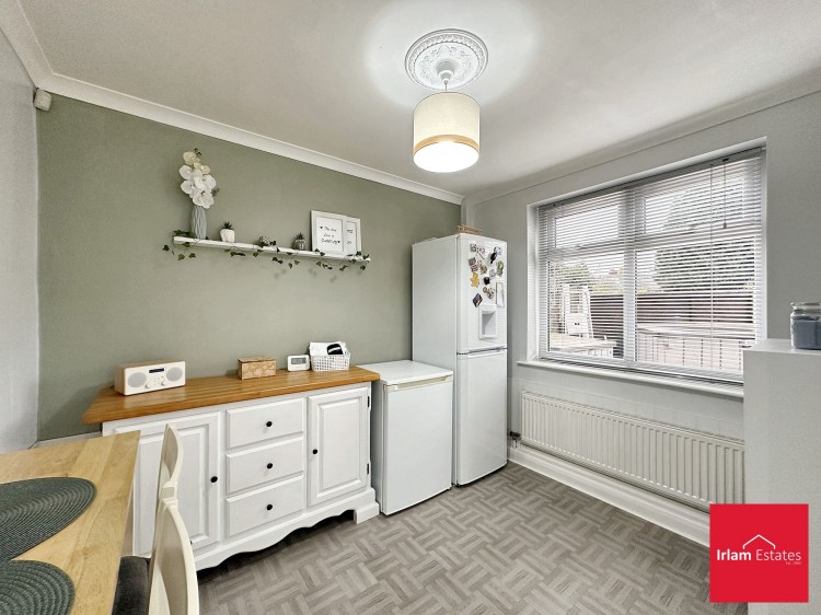 Images for Warwick Road, Cadishead, M44 EAID:3405264228 BID:2714ea13-4875-41c2-9250-130c9b5cb2ff