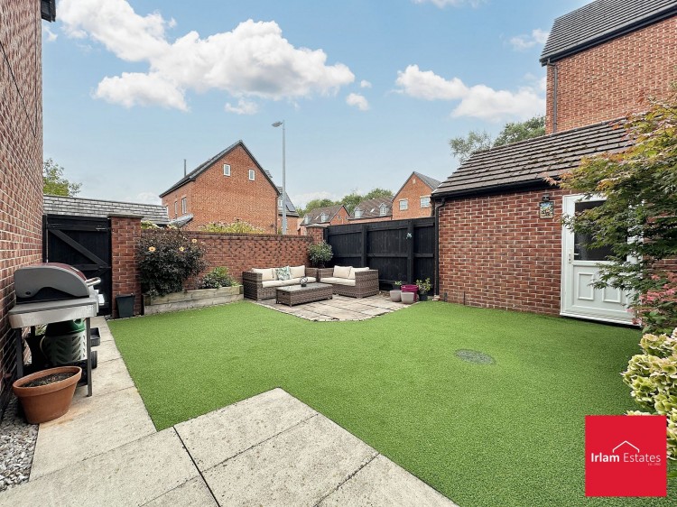 Images for Mona Way, Irlam, M44 EAID:3405264228 BID:2714ea13-4875-41c2-9250-130c9b5cb2ff