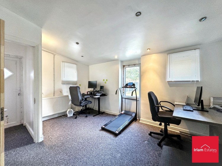 Images for Addison Road, Irlam, M44 EAID:3405264228 BID:2714ea13-4875-41c2-9250-130c9b5cb2ff