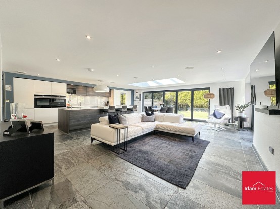 Images for Bellpit Close, Worsley, M28 EAID:3405264228 BID:2714ea13-4875-41c2-9250-130c9b5cb2ff