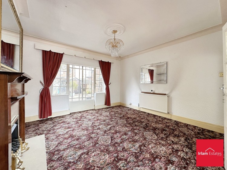 Images for Stretford Road, Urmston, M41 EAID:3405264228 BID:2714ea13-4875-41c2-9250-130c9b5cb2ff