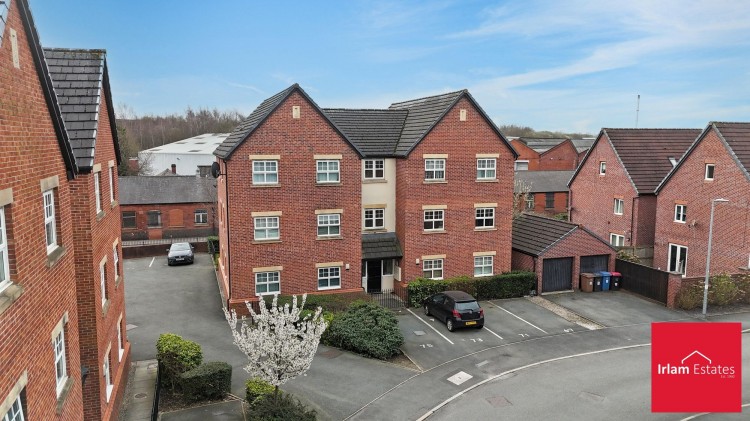 Images for Fairhills Road, Irlam, M44 EAID:3405264228 BID:2714ea13-4875-41c2-9250-130c9b5cb2ff