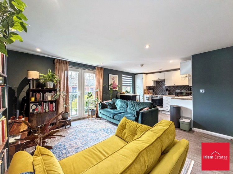 Images for Fairhills Road, Irlam, M44 EAID:3405264228 BID:2714ea13-4875-41c2-9250-130c9b5cb2ff