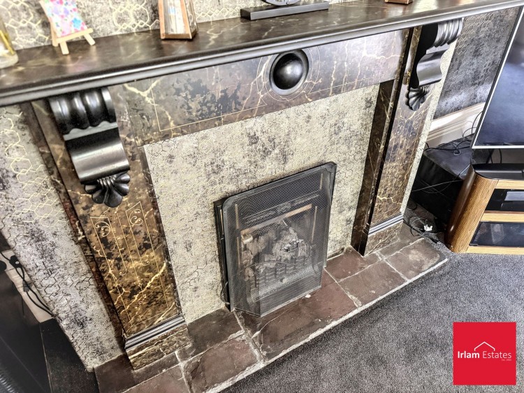 Images for Woodbine Terrace, Irlam, M44 EAID:3405264228 BID:2714ea13-4875-41c2-9250-130c9b5cb2ff