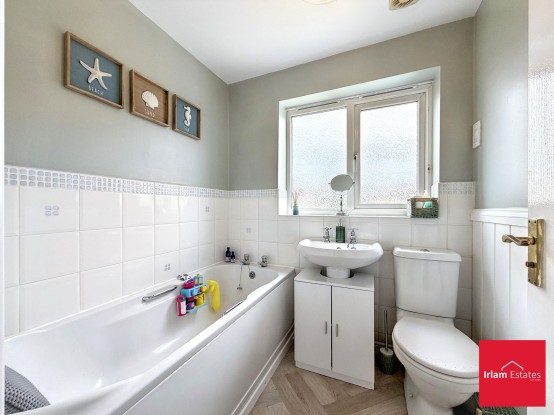 Images for Sandywarps, Irlam, M44 EAID:3405264228 BID:2714ea13-4875-41c2-9250-130c9b5cb2ff