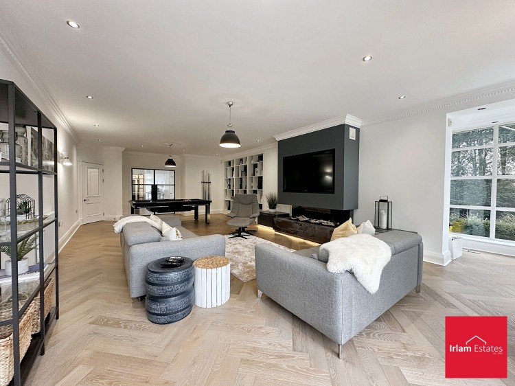 Images for Chatsworth Road, Worsley, M28 EAID:3405264228 BID:2714ea13-4875-41c2-9250-130c9b5cb2ff