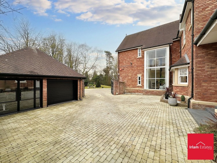Images for Chatsworth Road, Worsley, M28 EAID:3405264228 BID:2714ea13-4875-41c2-9250-130c9b5cb2ff