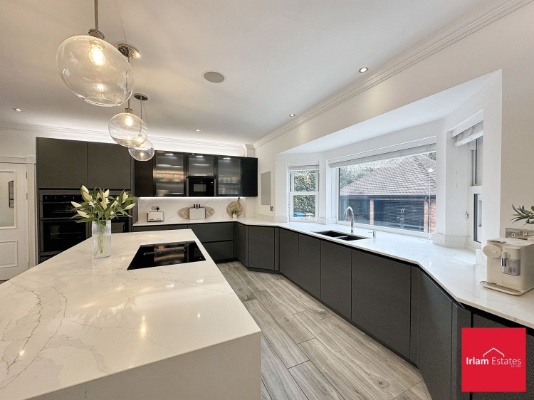 Images for Chatsworth Road, Worsley, M28 EAID:3405264228 BID:2714ea13-4875-41c2-9250-130c9b5cb2ff