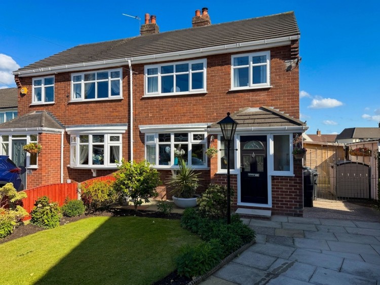 Images for Rose Avenue, Irlam, M44 EAID:3405264228 BID:2714ea13-4875-41c2-9250-130c9b5cb2ff