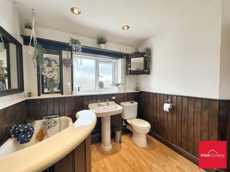 Images for Harewood Road, Irlam, M44 EAID:3405264228 BID:2714ea13-4875-41c2-9250-130c9b5cb2ff