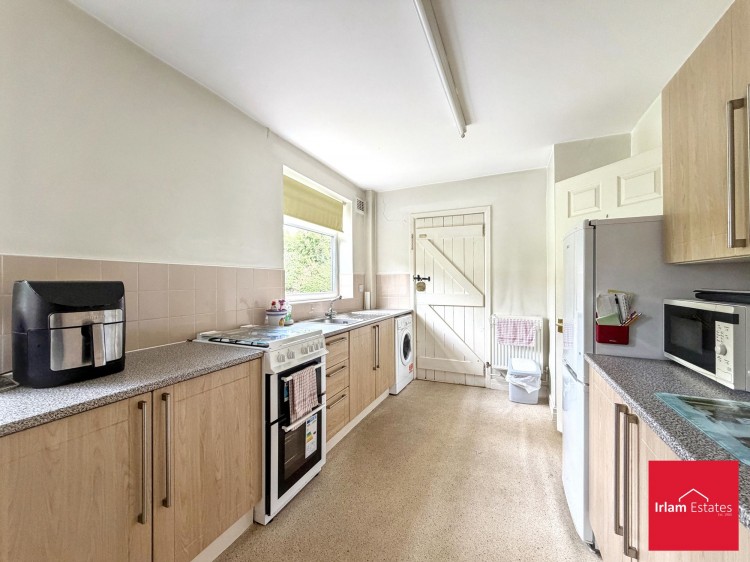 Images for Marlborough Road, Irlam, M44 EAID:3405264228 BID:2714ea13-4875-41c2-9250-130c9b5cb2ff