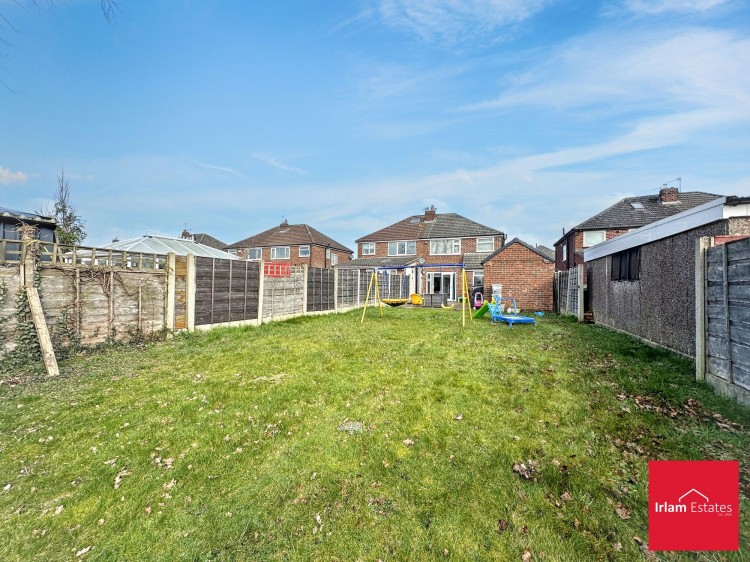 Images for Radford Drive, Irlam, M44 EAID:3405264228 BID:2714ea13-4875-41c2-9250-130c9b5cb2ff