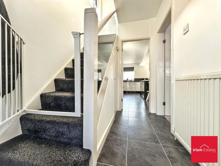 Images for Radford Drive, Irlam, M44 EAID:3405264228 BID:2714ea13-4875-41c2-9250-130c9b5cb2ff