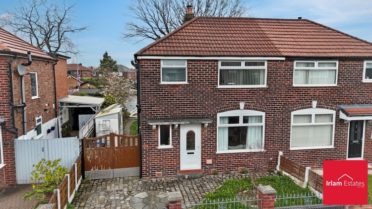Images for Lyndhurst Avenue, Irlam, M44 EAID:3405264228 BID:2714ea13-4875-41c2-9250-130c9b5cb2ff