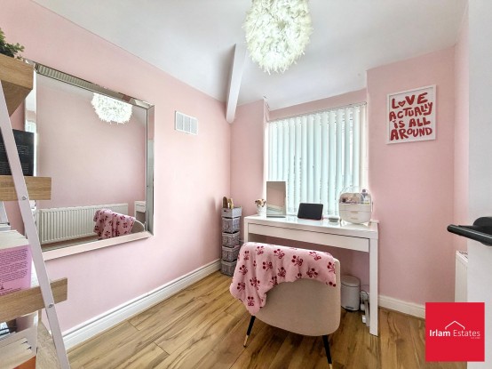 Images for Lyndhurst Avenue, Irlam, M44 EAID:3405264228 BID:2714ea13-4875-41c2-9250-130c9b5cb2ff