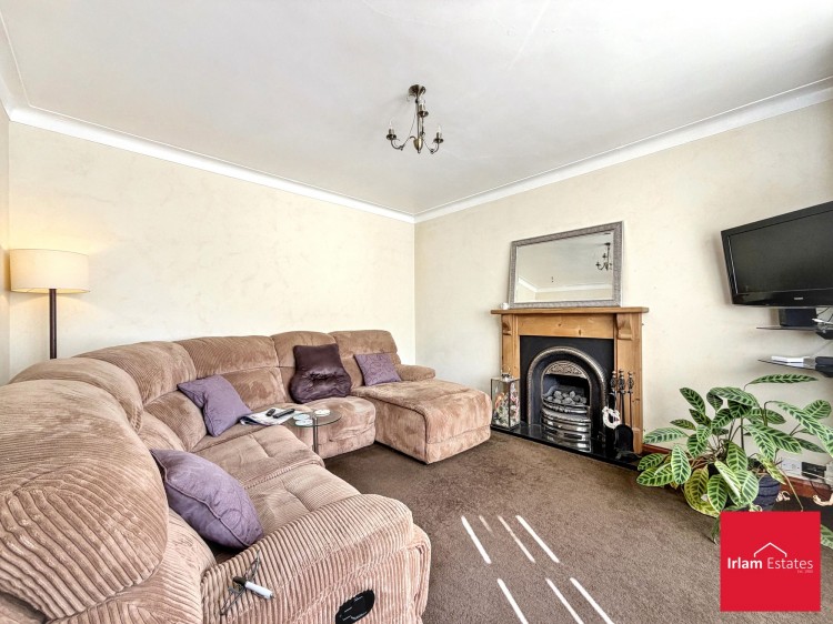 Images for Vicarage Road, Irlam, M44 EAID:3405264228 BID:2714ea13-4875-41c2-9250-130c9b5cb2ff
